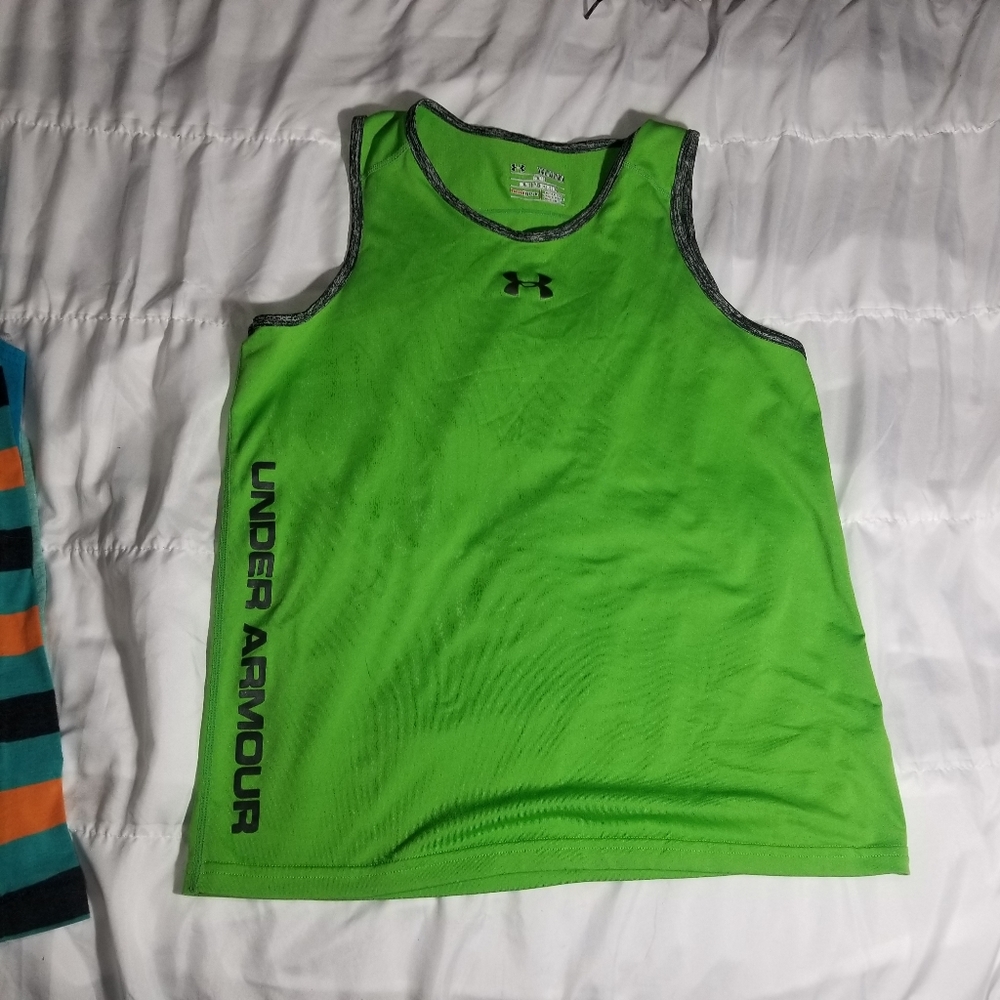 Under armour tank youth XL